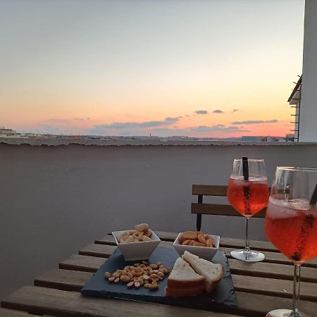 Domus Vacanze Romane エクステリア 写真